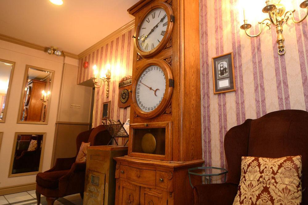 Queen'S Inn Stratford Bagian luar foto